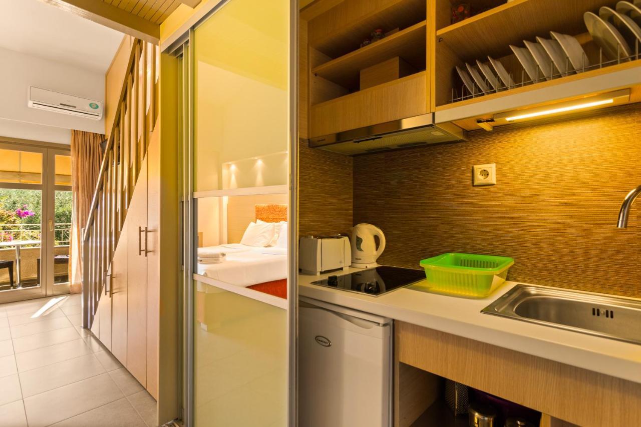 Aparthotel Kalogria Stoúpa Esterno foto