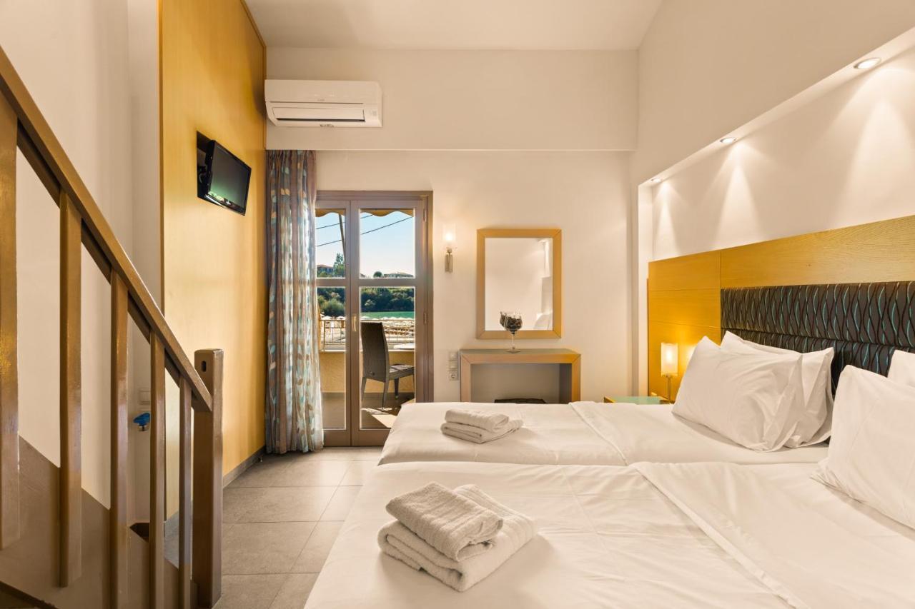 Aparthotel Kalogria Stoúpa Esterno foto