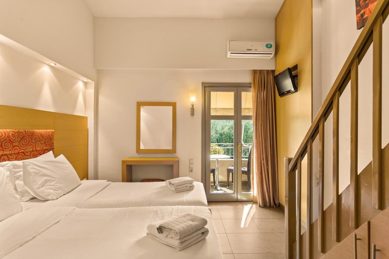 Aparthotel Kalogria Stoúpa Esterno foto
